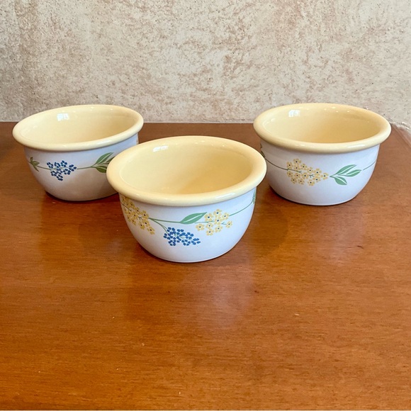 Three Corelle Ramekins - Picture 3 of 8